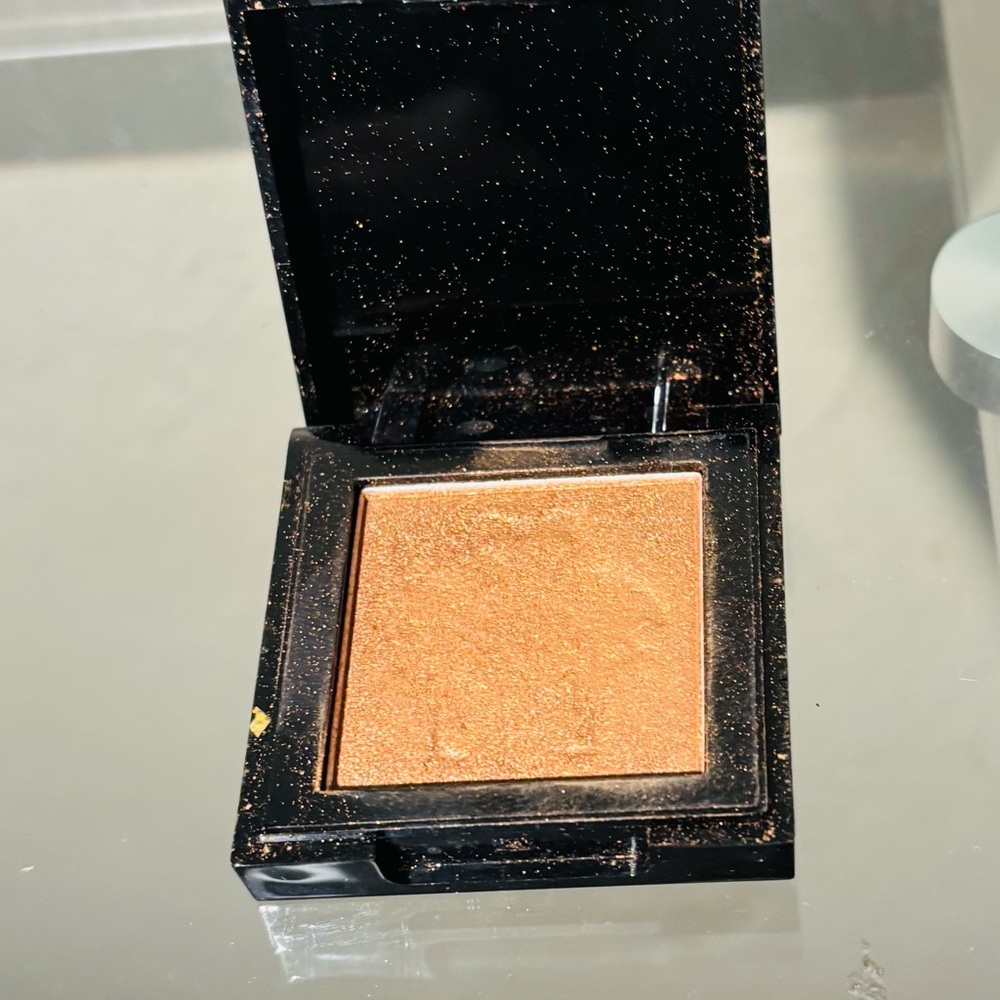 Shaina B Miami
Shaina B. (Beachy) Highlighter